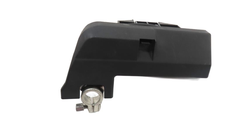 Thumbnail 4: 2013 AUDI A5 (B8 8T) 2.0L (CPMA) POSITIVE BATTERY TERMINAL w/ OVERLOAD SWITCH