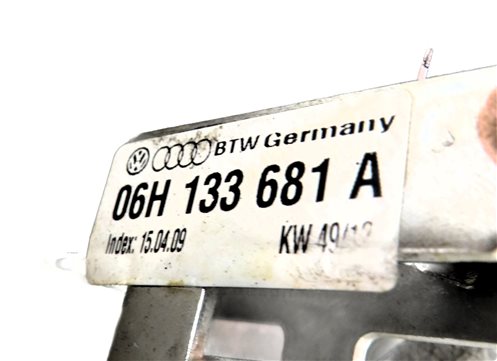 Thumbnail 8: 13-14 AUDI A4 A5 Q5 B8 8K 8T 2.0L TURBO ENGINE UPPER INTAKE MANIFOLD