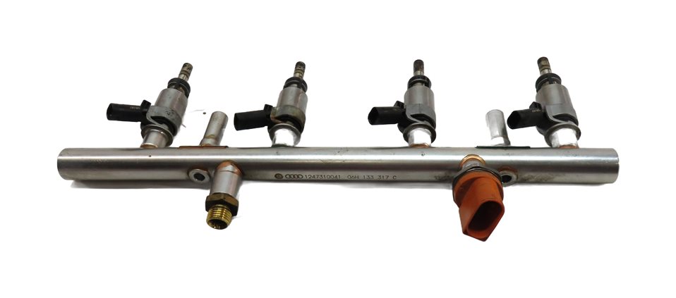 Thumbnail 6: 2013 AUDI A5 (B8 8T) 2.0L (CPMA) ENGINE MOTOR FUEL INJECTOR SET/4 w/ FUEL RAIL