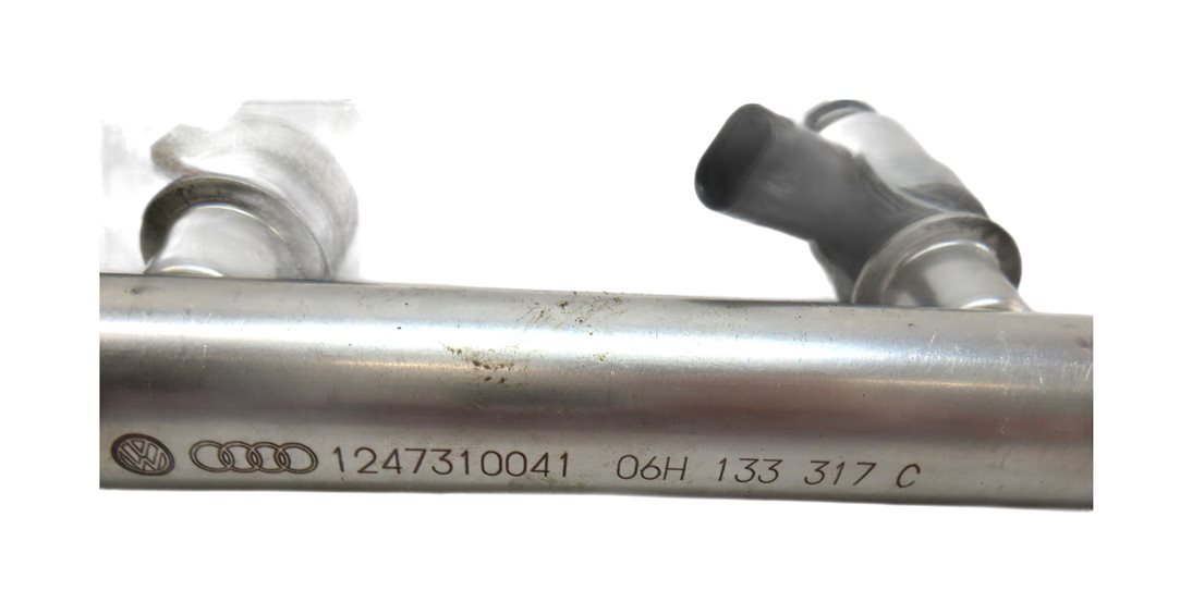 Thumbnail 7: 2013 AUDI A5 (B8 8T) 2.0L (CPMA) ENGINE MOTOR FUEL INJECTOR SET/4 w/ FUEL RAIL