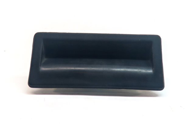 Thumbnail 2: 2013 AUDI A5 (B8 8T) REAR TRUNK HATCH LID RELEASE HANDLE SWITCH BUTTON