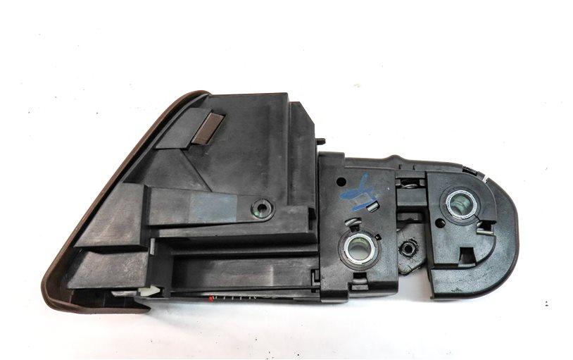 Thumbnail 3: 13 AUDI A5 (B8 8T) REAR LEFT FOLDING SEAT BACK RELEASE LOCK LATCH HANDLE (BROWN)