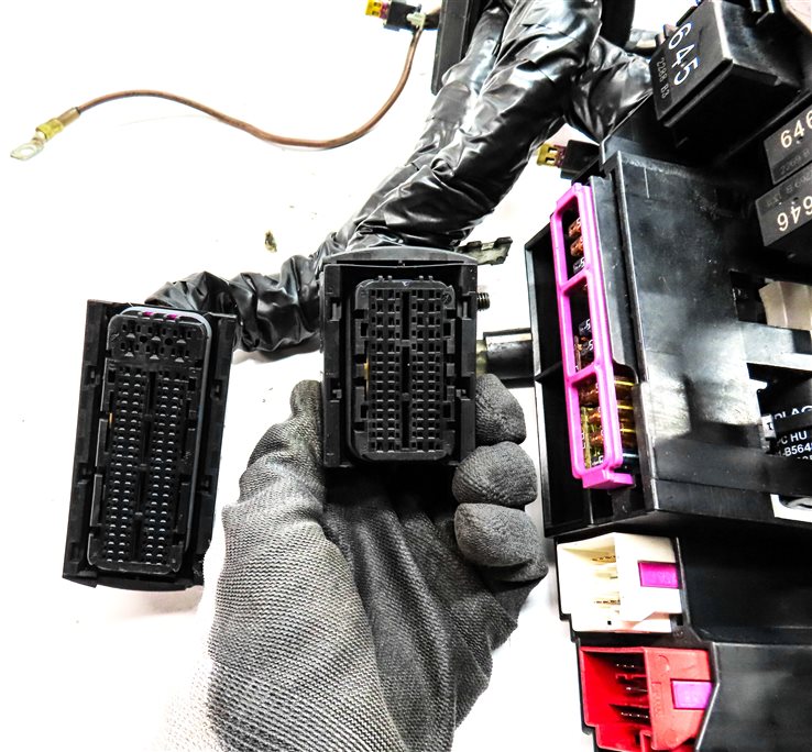 Thumbnail 3: 2013 AUDI A5 (B8 8T) 2.0L (CPMA) ENGINE MOTOR WIRE WIRING HARNESS LOOM