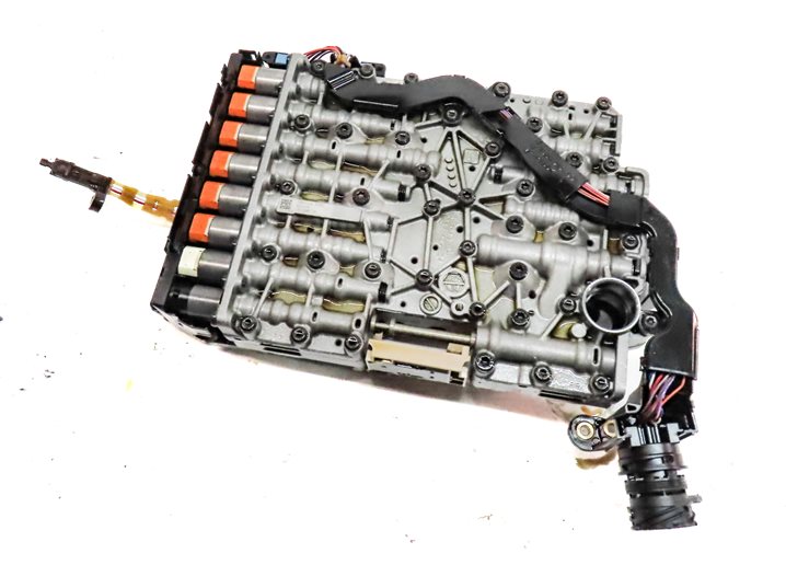 2013-2017 AUDI A4 A5 (B8 8K 8T) QUATTRO 2.0L 8 SPEED TRANSMISSION VALVE BODY