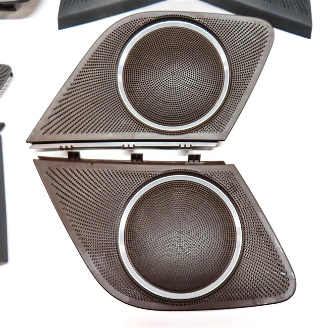 Thumbnail 2: 13 AUDI A5 (B8 8T) BANG & OLUFSEN AUDIO SOUND SPEAKER GRILLE TRIM SET/11 (BROWN)