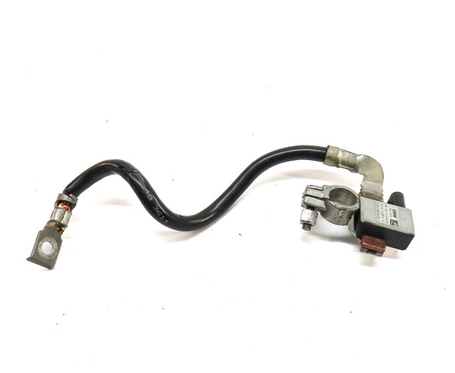 Thumbnail 2: 2012 BMW M3 (E90) 4.0L (S65) ENGINE NEGATIVE BATTERY TERMINAL WIRE CABLE