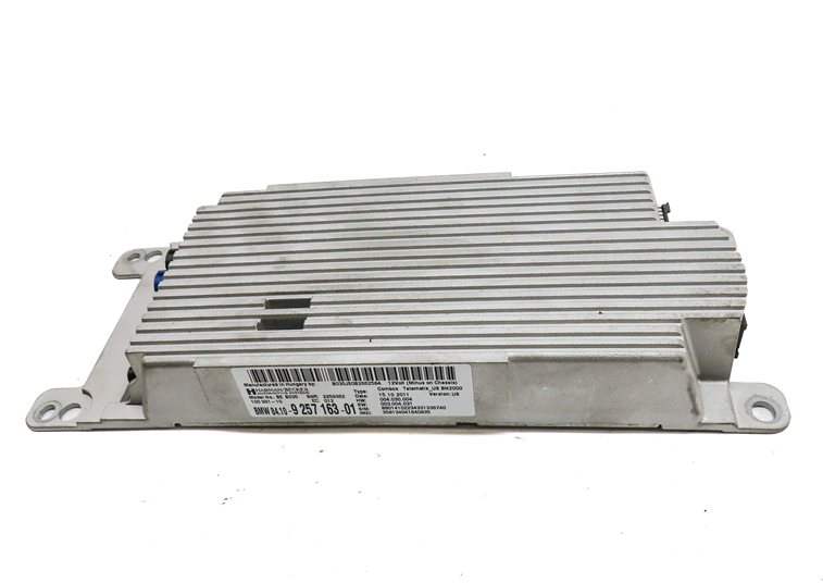 Thumbnail 2: 2012 BMW M3 (E90) BLUETOOTH COMBOX COMMUNICATION CONTROL MODULE