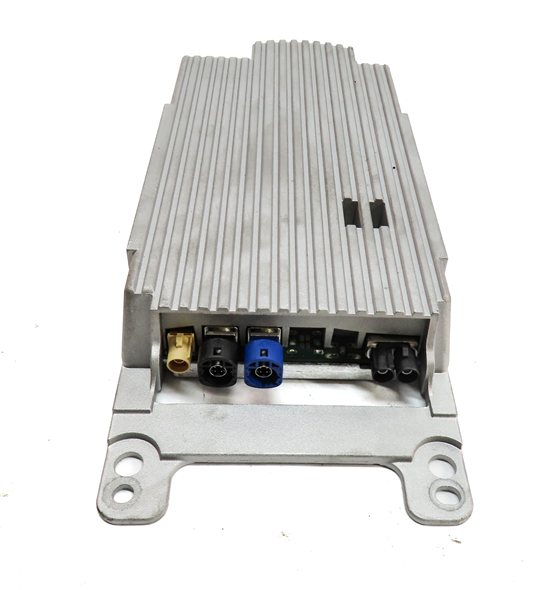 Thumbnail 6: 2012 BMW M3 (E90) BLUETOOTH COMBOX COMMUNICATION CONTROL MODULE