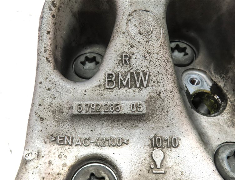 Thumbnail 6: 14-21 BMW 228i 230i M235i M240i (F22) FRONT RIGHT PASSENGER SPINDLE KNUCKLE HUB