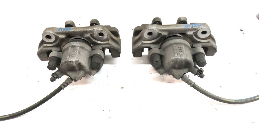 Thumbnail 6: 12-20 BMW 228i 230i 320i 328i 330i 428i 430i (F22 F30 F32) BRAKE CALIPER SET-4