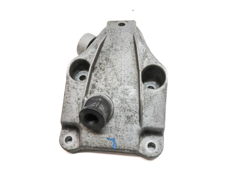 Thumbnail 6: 2015 BMW 535D (F10) 3.0L DIESEL ENGINE MOTOR SUPPORT MOUNT BRACKET SET/2