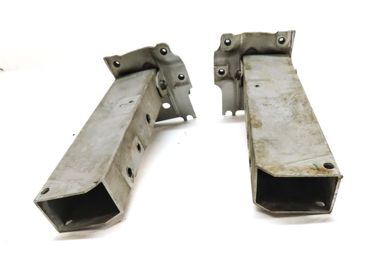 Thumbnail 3: 2015 BMW 535D (F10) FRONT LEFT & RIGHT  LOWER DEFORMATION BRACKET SET/2