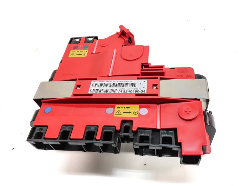 Thumbnail 2: 2015 BMW 535D (F10) 3.0L DIESEL ENGINE POSITIVE BATTERY POWER DISTRIBUTION PLATE