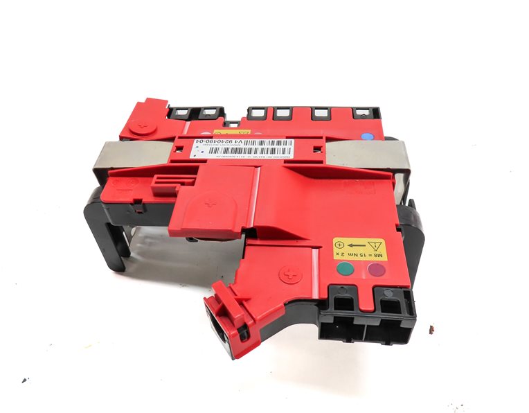 Thumbnail 3: 2015 BMW 535D (F10) 3.0L DIESEL ENGINE POSITIVE BATTERY POWER DISTRIBUTION PLATE