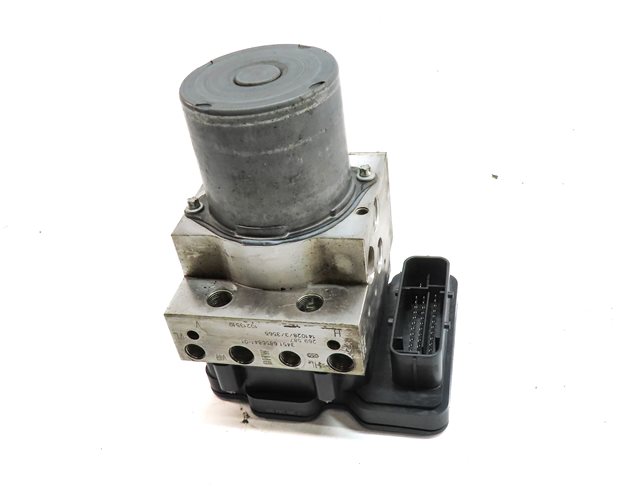 Thumbnail 2: 2012-2019 BMW 5 6 7 SERIES (F01 F02 F04 F06 F10 F12) ABS BRAKE PUMP w/ MODULE