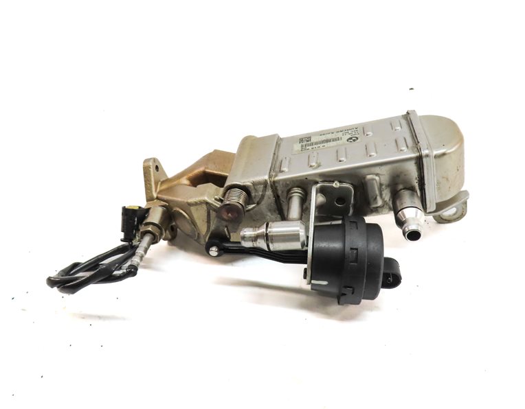 Thumbnail 2: 2015 BMW 535D (F10) 3.0L DIESEL ENGINE EXHAUST EGR VALVE COOLER ASSEMBLY
