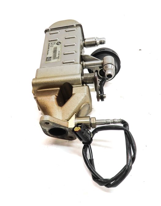 Thumbnail 3: 2015 BMW 535D (F10) 3.0L DIESEL ENGINE EXHAUST EGR VALVE COOLER ASSEMBLY