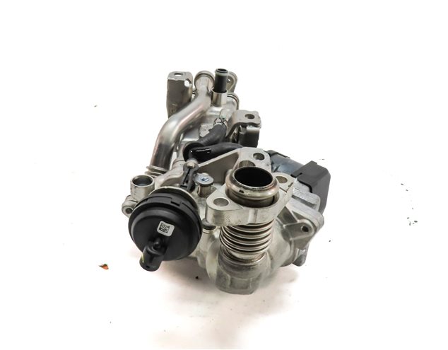 Thumbnail 5: 2015 BMW 535D (F10) 3.0L DIESEL ENGINE EXHAUST EGR VALVE COOLER ASSEMBLY