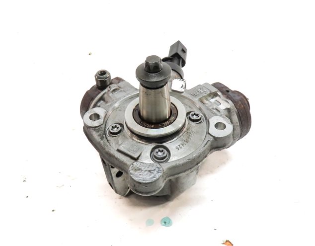 Thumbnail 3: 14-18 BMW 535D 740D X5 (F01 F02 F10 F15) 3.0L DIESEL HPFP MECHANICAL FUEL PUMP