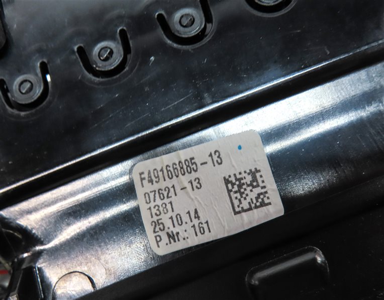 Thumbnail 5: 2015 BMW 535D (F10) FRONT CENTER DASH HEAT AIR AC HVAC DUAL VENT (Black)