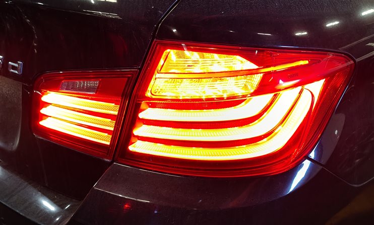 Thumbnail 2: 2014-2016 BMW 528i 535i 550i M5 (F10) RIGHT PASSENGER TAILLIGHT BRAKE LIGHT LAMP