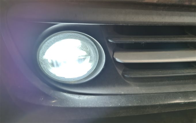 Thumbnail 2: 2014-2017 BMW 528i 535i 550i 535iGT 550iGT (F07 F10) RIGHT LED FOGLIGHT LAMP