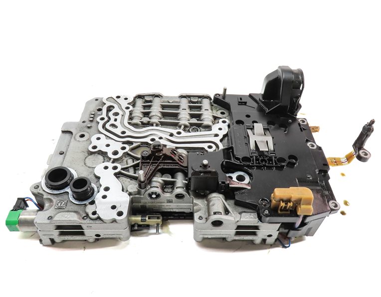 Thumbnail 5: 14-16 BMW 535D (F10) RWD DIESEL 8HP70 AUTOMATIC TRANSMISSION ASSEMBLY VALVE BODY