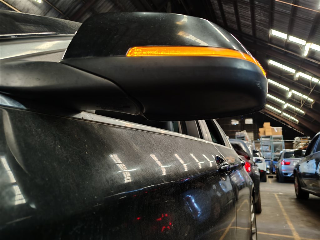 Thumbnail 2: 14-16 BMW 528i 535i 550i (F10) LEFT P-FOLD HEAT MEM AUTODIM DOOR MIRROR (Black)