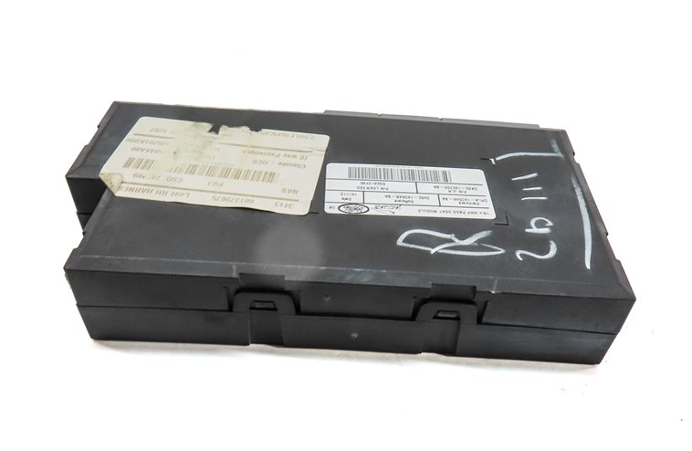 Thumbnail 3: 2014 RANGE ROVER SPORT (L494) FRONT RIGHT PASSENGER SEAT CONTROL MODULE