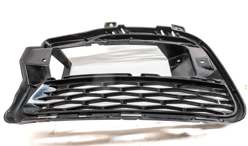 Thumbnail 1: 2014-2017 RANGE ROVER SPORT (L494) RIGHT FRONT PASSENGER FOGLIGHT LAMP TRIM