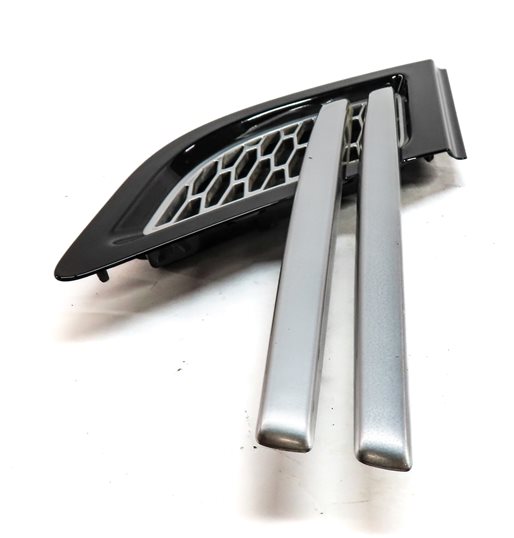 Thumbnail 4: 2014 RANGE ROVER SPORT (L494) FRONT LEFT DRIVER FENDER AIR VENT TRIM GRILLE