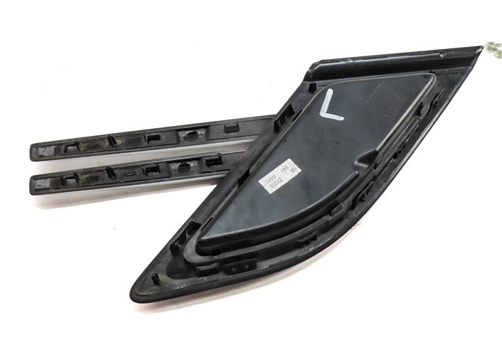Thumbnail 5: 2014 RANGE ROVER SPORT (L494) FRONT LEFT DRIVER FENDER AIR VENT TRIM GRILLE