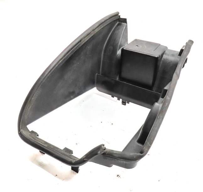 2014 RANGE ROVER SPORT (L494) 3.0L SUPER FRONT RIGHT AUXILIARY RADIATOR SHROUD
