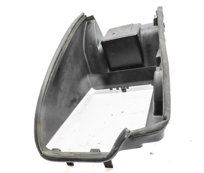 Thumbnail 2: 2014 RANGE ROVER SPORT (L494) 3.0L SUPER FRONT RIGHT AUXILIARY RADIATOR SHROUD