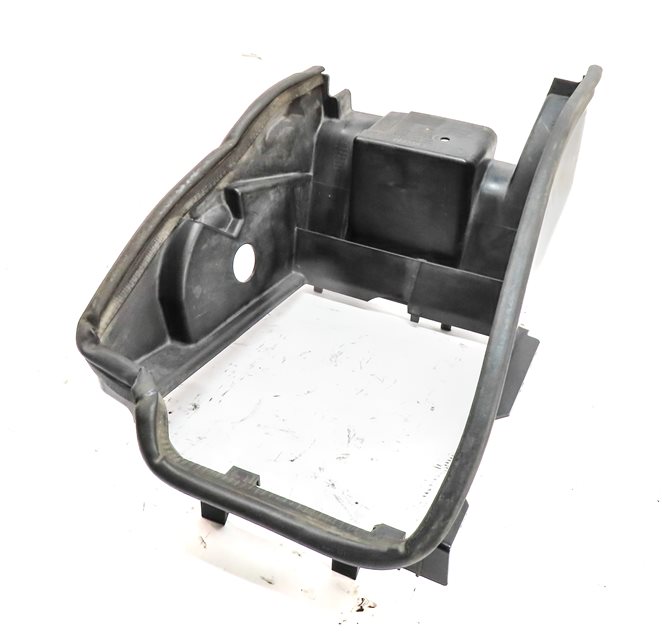 2014 RANGE ROVER SPORT (L494) FRONT LEFT DRIVER AUXILIARY RADIATOR SHROUD DUCT