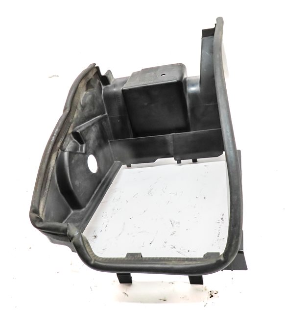 Thumbnail 2: 2014 RANGE ROVER SPORT (L494) FRONT LEFT DRIVER AUXILIARY RADIATOR SHROUD DUCT