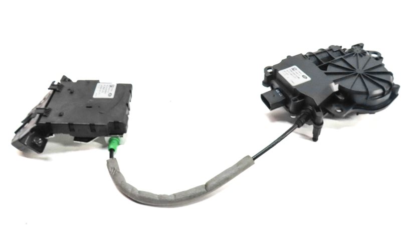 Thumbnail 4: 2014 RANGE ROVER SPORT (L494) REAR TRUNK LIFTGATE HATCH LID LOCK LATCH ACTUATOR