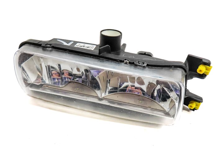 2013-2017 RANGE ROVER SPORT (L494) FRONT RIGHT PASSENGER LED FOGLIGHT LIGHT LAMP