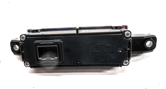 Thumbnail 4: 2014 RANGE ROVER SPORT (L494) REAR CENTER CONSOLE HEAT HEATED SEAT SWITCH PANEL