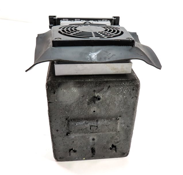 Thumbnail 7: 2014 ROVER SPORT (L494) FRONT CENTER CONSOLE REFRIGERATOR COOLER BOX w/AUX IN