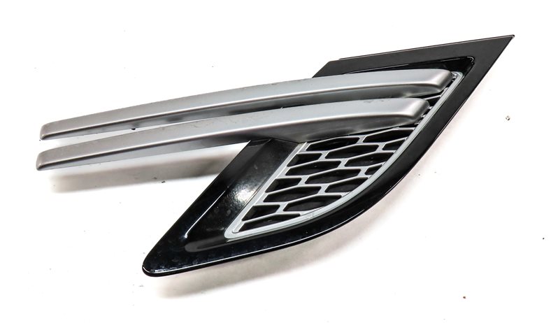 Thumbnail 4: 2014 RANGE ROVER SPORT (L494) FRONT RIGHT PASSENGER FENDER GRILLE TRIM VENT
