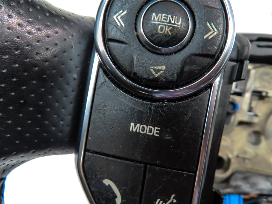 Thumbnail 7: 2014-2022 RANGE ROVER SPORT (L494) 4-SPOKE HEATED STEERING WHEEL w/ SWITCHES