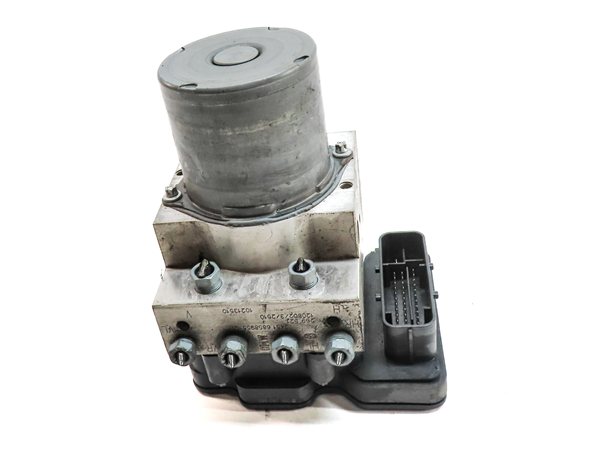 Thumbnail 2: 2012-2019 BMW 5 6 7 SERIES (F01 F02 F04 F06 F10 F12) ABS BRAKE PUMP w/ MODULE