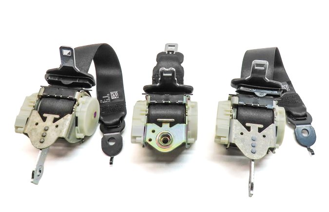 Thumbnail 4: 13 BMW 640I GRAN COUPE F06 REAR LEFT CENTER RIGHT SEAT SEATBELT RETRACTOR SET/3