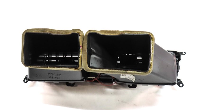 Thumbnail 3: 13 BMW 640I GRAN COUPE F06 FRONT CENTER DASH HEAT AIR AC DUAL VENT w/LOCK HAZARD