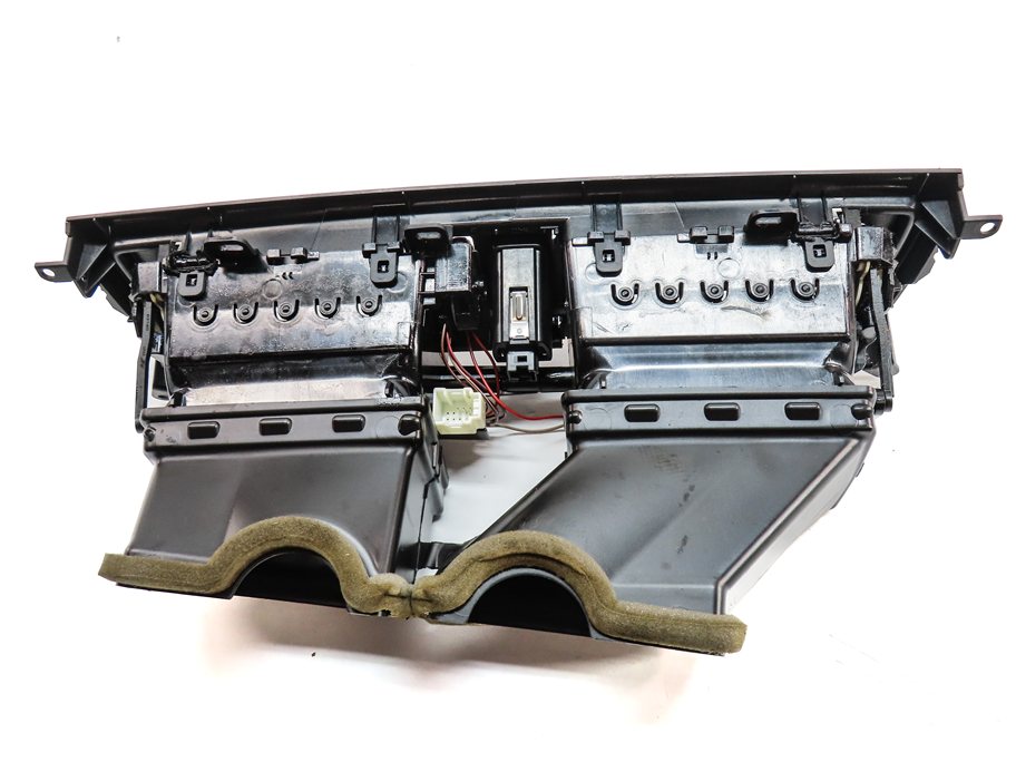 Thumbnail 4: 13 BMW 640I GRAN COUPE F06 FRONT CENTER DASH HEAT AIR AC DUAL VENT w/LOCK HAZARD