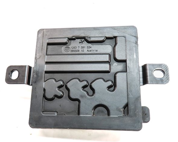 Thumbnail 4: 2013 BMW 640I GRAN COUPE (F06) 3.0L (N55) INTEGRATED POWER SUPPLY CONTROL MODULE
