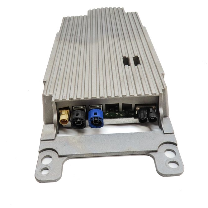 Thumbnail 4: 2013 BMW 640I GRAN COUPE (F06) BLUETOOTH COMMUNICATION COMBOX CONTROL MODULE