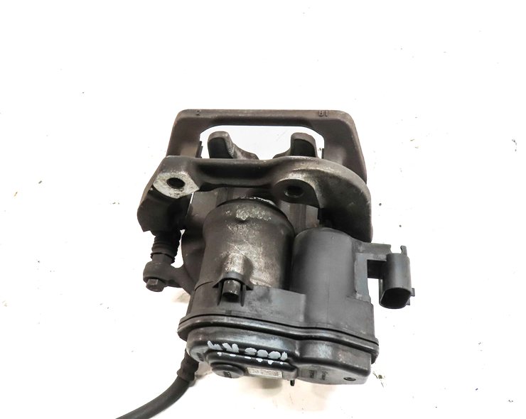 Thumbnail 6: 2011-2019 BMW 5 6 SERIES (F06 F10 F12 F13) REAR RIGHT BRAKE CALIPER w/ ACTUATOR