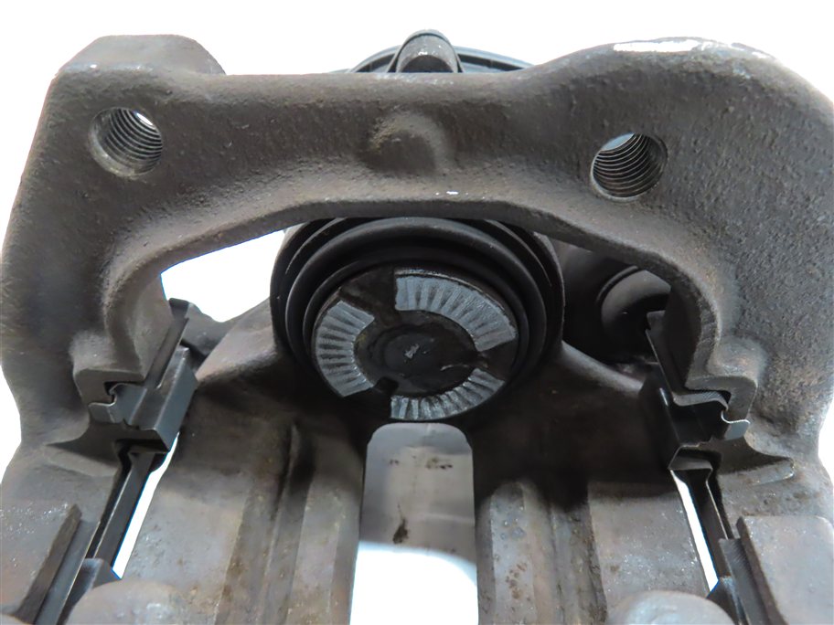 Thumbnail 8: 2011-2019 BMW 535i 550i 640i 650i (F06 F10) REAR LEFT BRAKE CALIPER w/ ACTUATOR